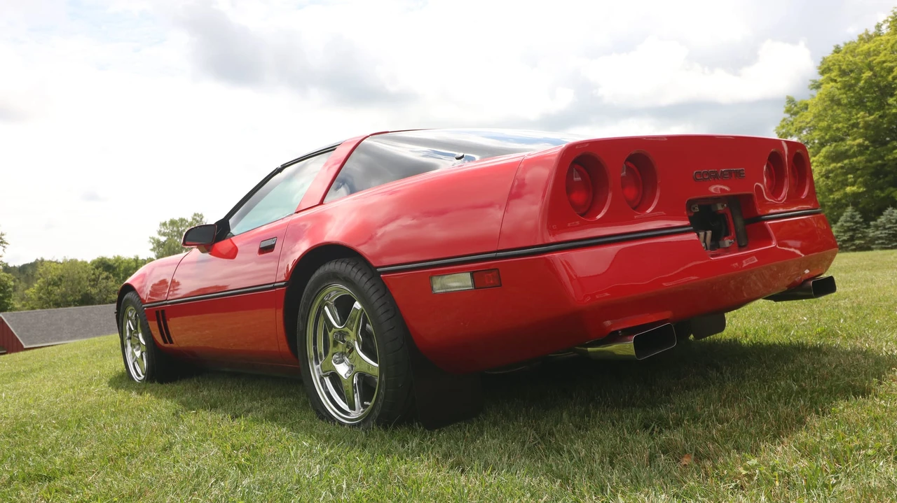 1985 Chevrolet Corvette C4 - Image 27 of 31