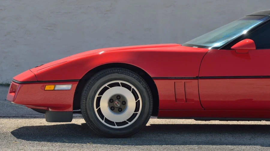 1985 Chevrolet Corvette C4 - Image 19 of 29