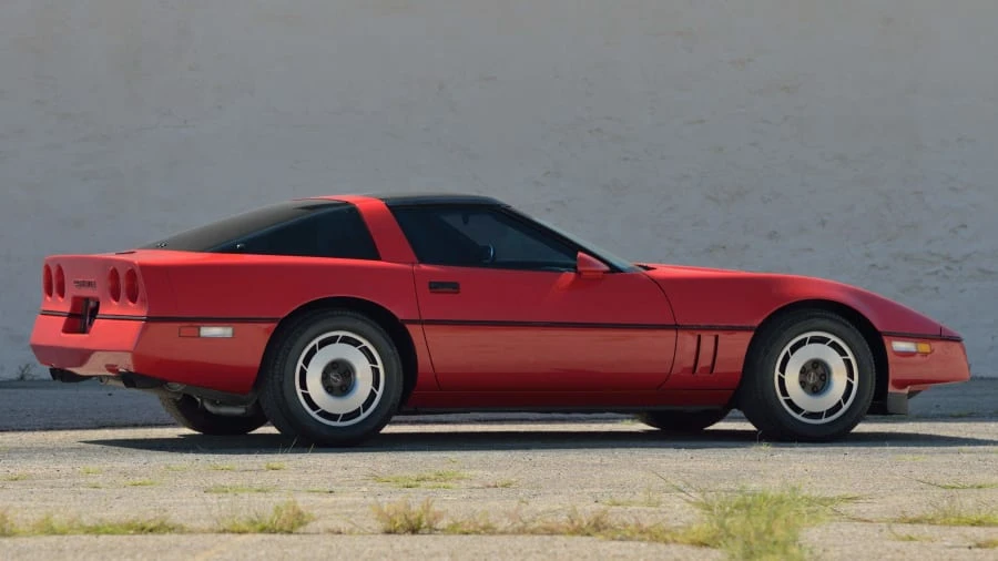1985 Chevrolet Corvette C4 - Image 25 of 29