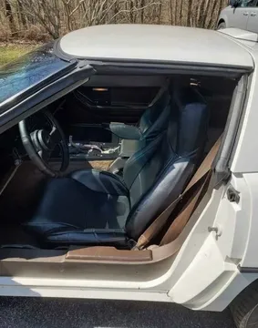 1985 Chevrolet Corvette C4 - Image 2 of 7