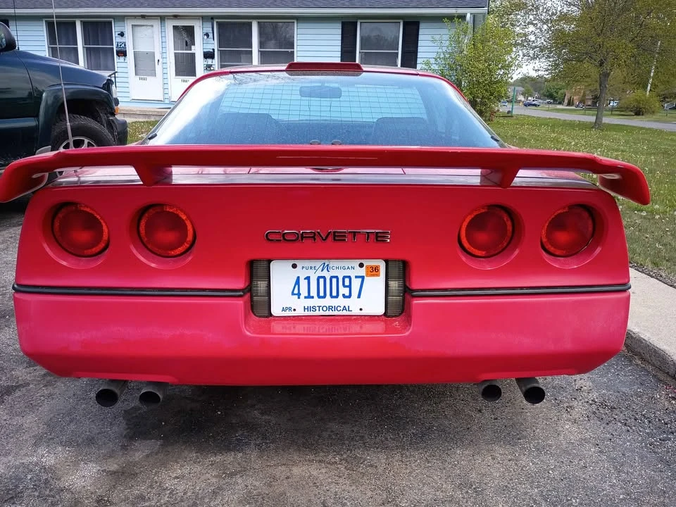 1985 Chevrolet Corvette C4 - Image 15 of 15