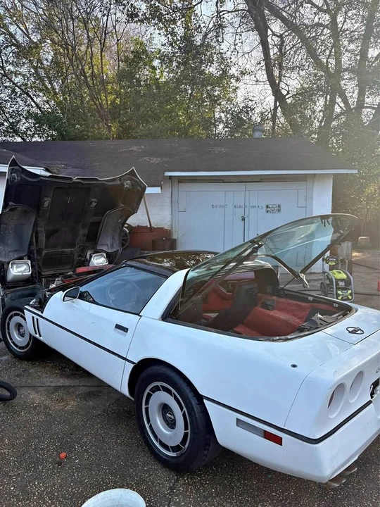 1985 Chevrolet Corvette C4 - Image 1 of 2