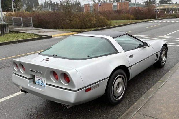 1985 Chevrolet Corvette C4 - Image 2 of 7