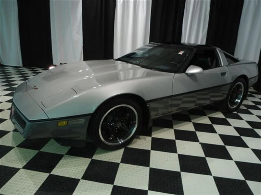 1985 Chevrolet Corvette C4 - Image 2 of 8