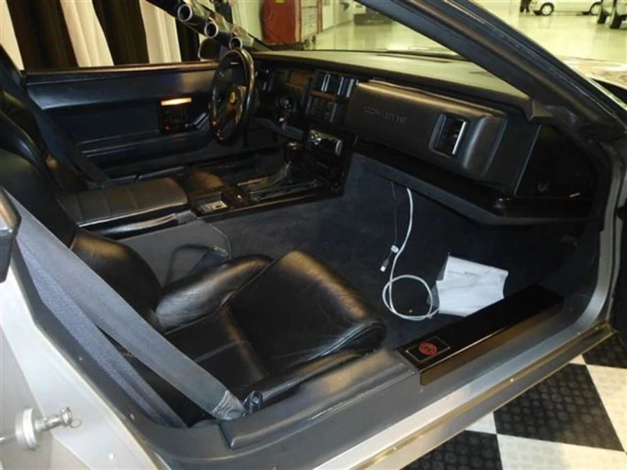 1985 Chevrolet Corvette C4 - Image 4 of 8