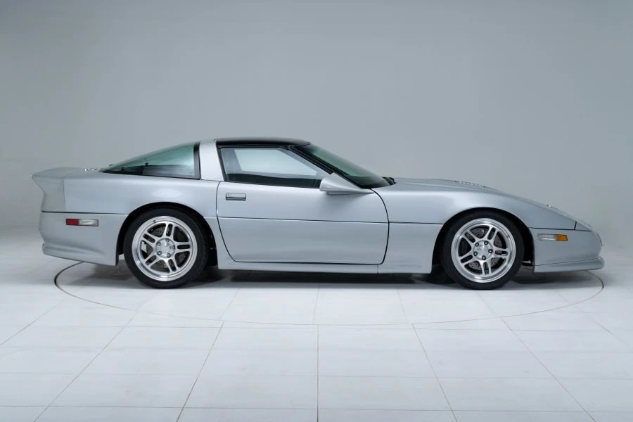 1985 Chevrolet Corvette C4 - Image 2 of 31