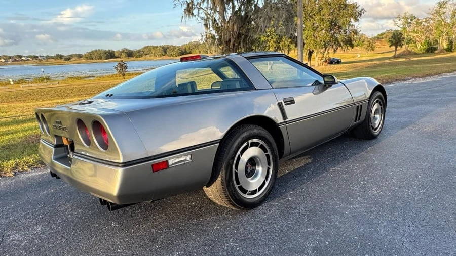 1985 Chevrolet Corvette C4 - Image 6 of 15
