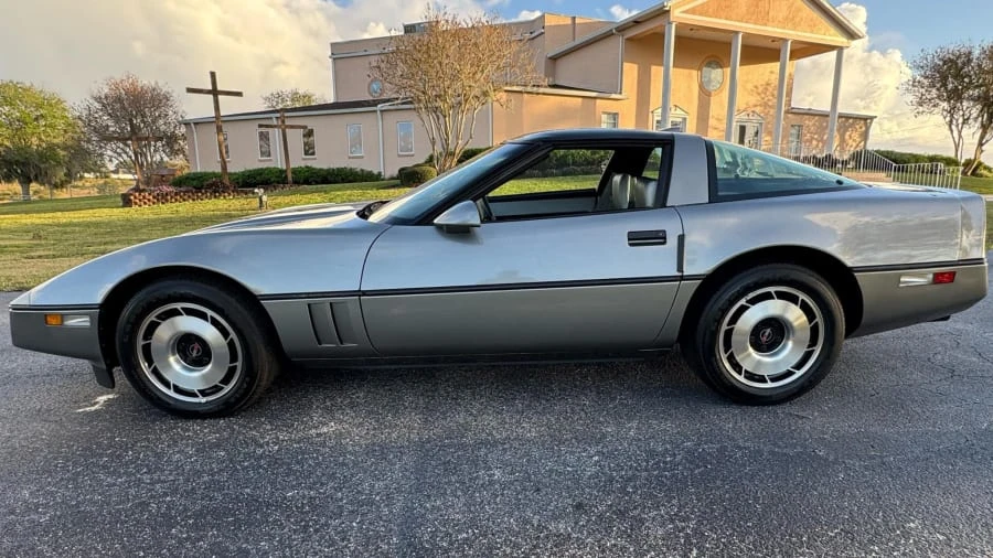 1985 Chevrolet Corvette C4 - Image 7 of 15
