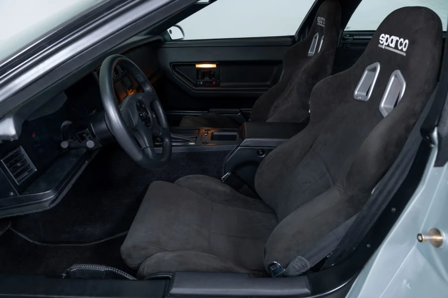 1985 Chevrolet Corvette C4 - Image 23 of 31