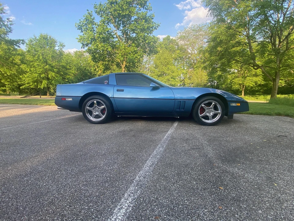 1985 Chevrolet Corvette C4 - Image 20 of 31