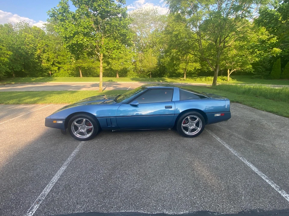 1985 Chevrolet Corvette C4 - Image 12 of 31