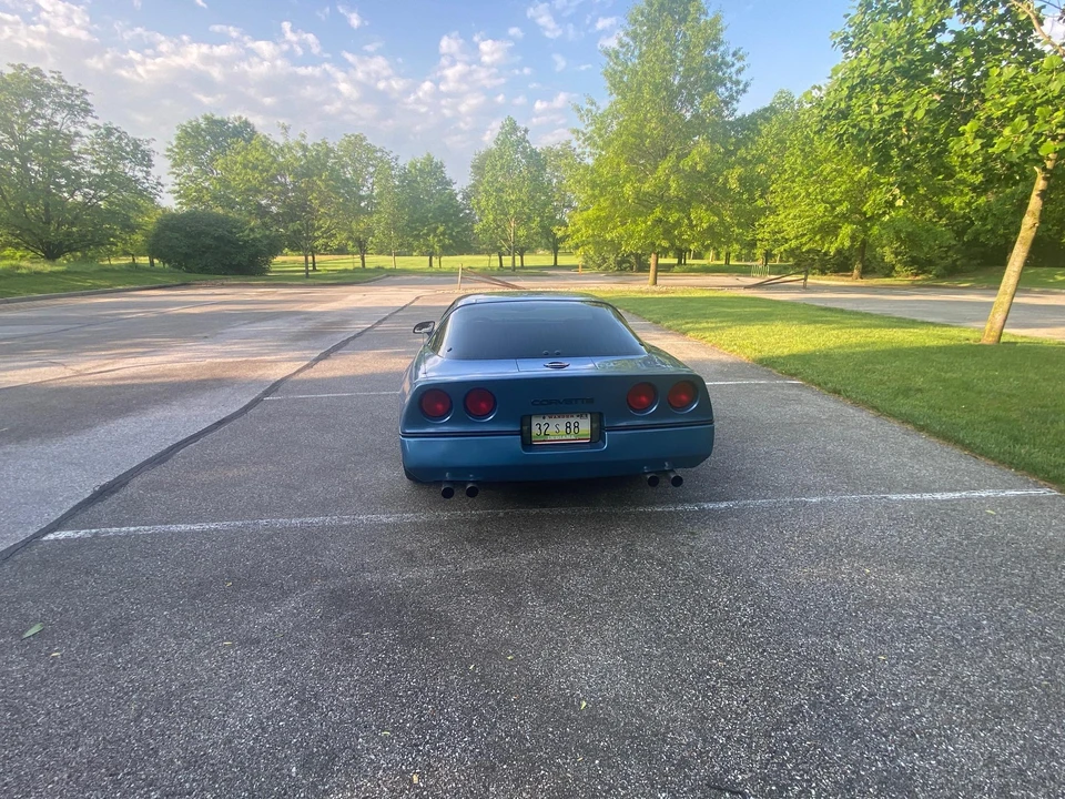 1985 Chevrolet Corvette C4 - Image 17 of 31
