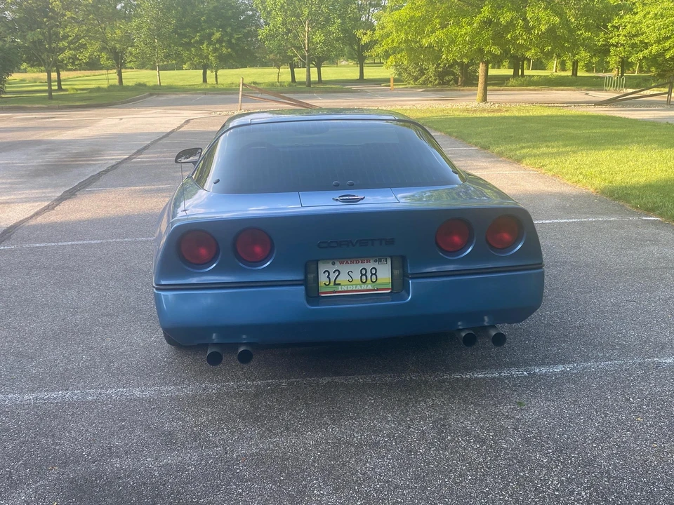 1985 Chevrolet Corvette C4 - Image 30 of 31