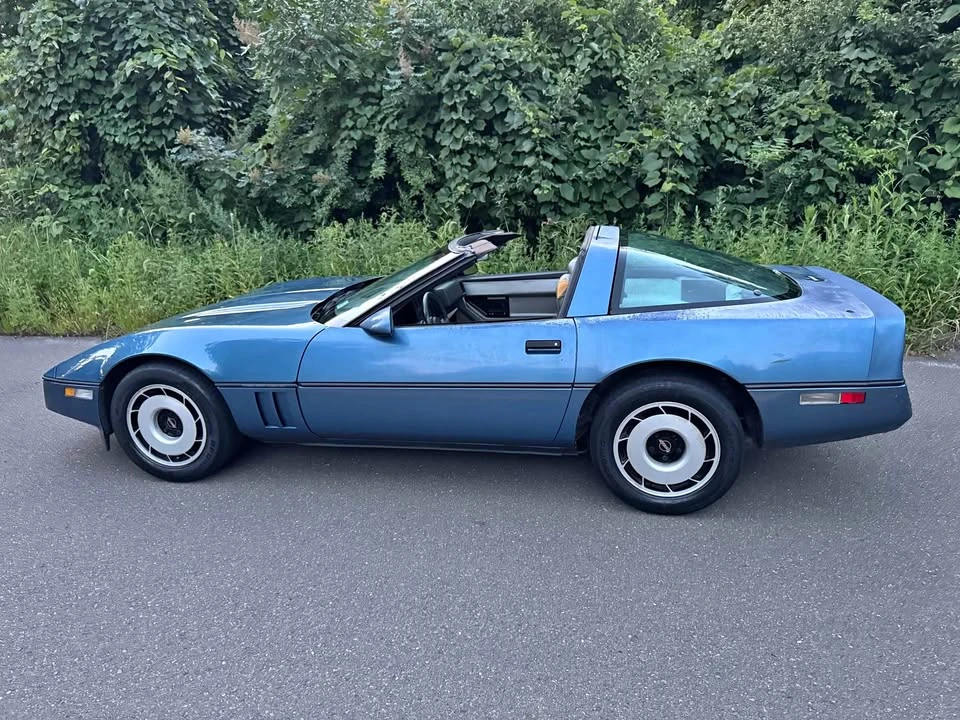 1985 Chevrolet Corvette C4 - Image 1 of 8