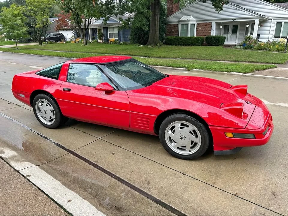 1985 Chevrolet Corvette C4 - Image 1 of 11