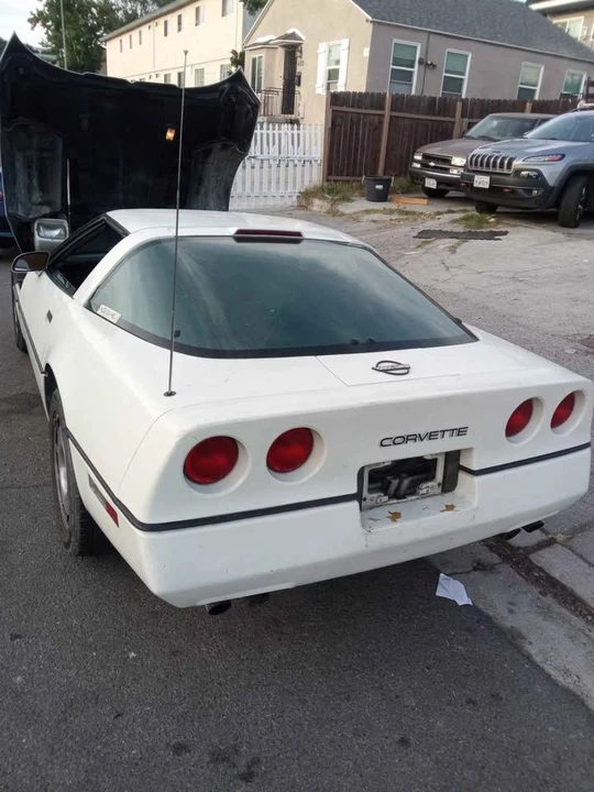 1985 Chevrolet Corvette C4 - Image 6 of 13
