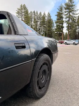 1985 Chevrolet Corvette C4 - Image 3 of 10