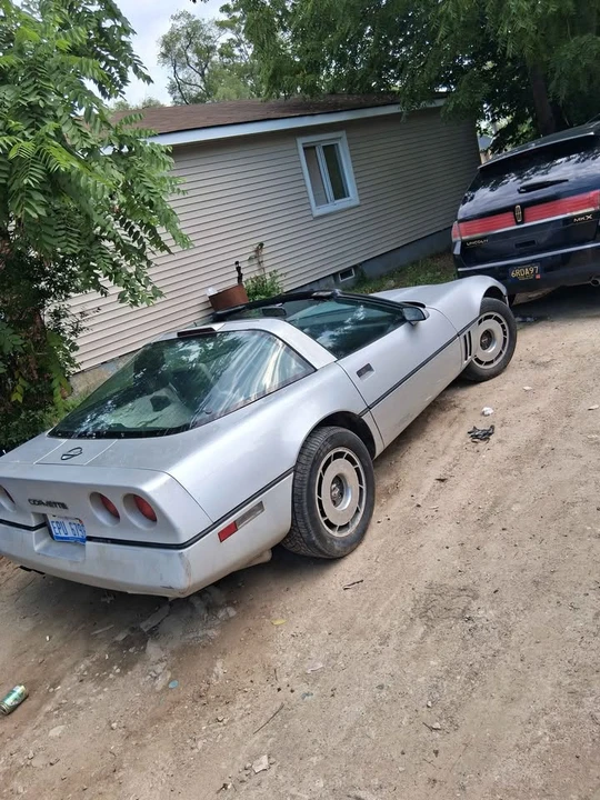1985 Chevrolet Corvette C4 - Image 2 of 10