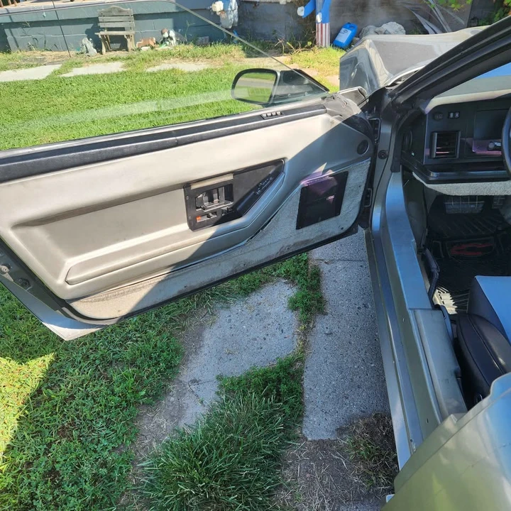 1985 Chevrolet Corvette C4 - Image 5 of 7
