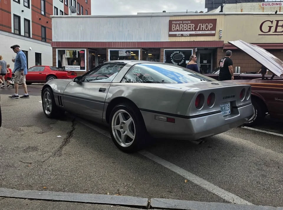 1985 Chevrolet Corvette C4 - Image 2 of 17