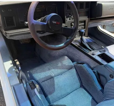 1985 Chevrolet Corvette C4 - Image 4 of 6