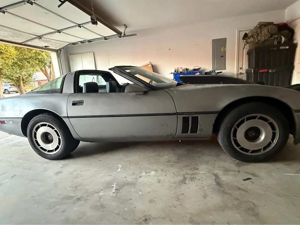 1985 Chevrolet Corvette C4 - Image 1 of 6