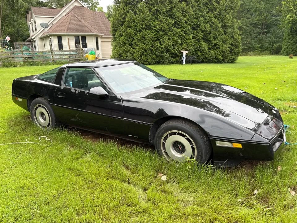 1985 Chevrolet Corvette C4 - Image 2 of 5