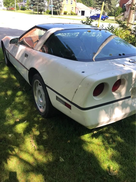 1985 Chevrolet Corvette C4 - Image 2 of 4