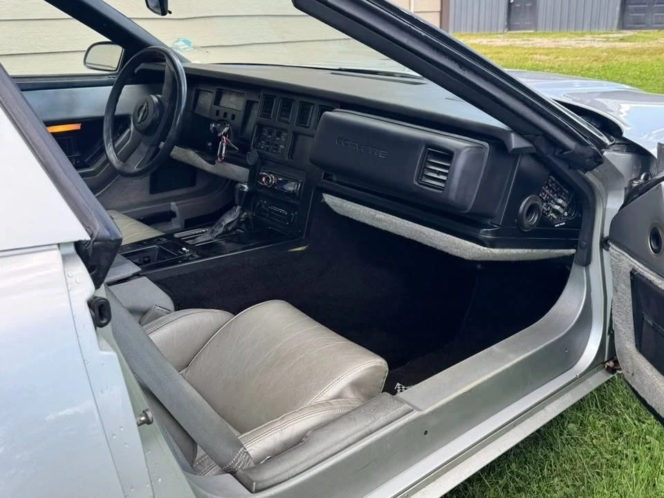 1985 Chevrolet Corvette C4 - Image 11 of 18