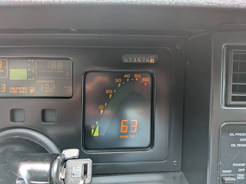1985 Chevrolet Corvette C4 - Image 10 of 11