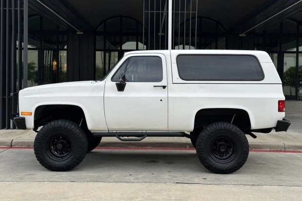 1985 Chevrolet K5 Blazer 2nd Gen - Image 3 of 7
