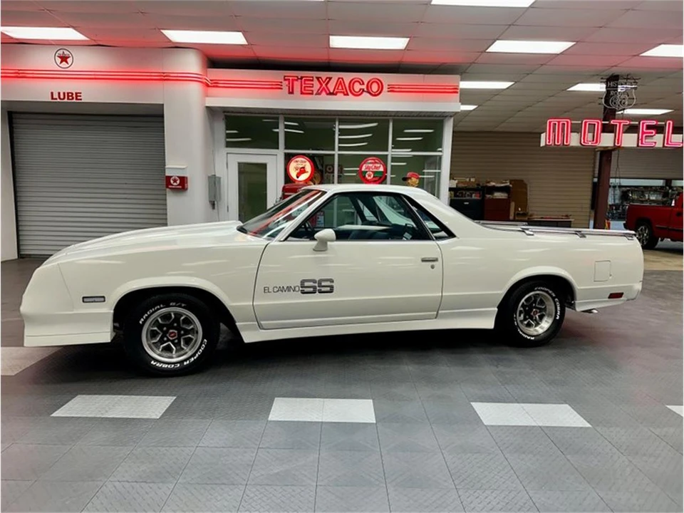 1985 Chevrolet El Camino 5th Gen - Image 2 of 31