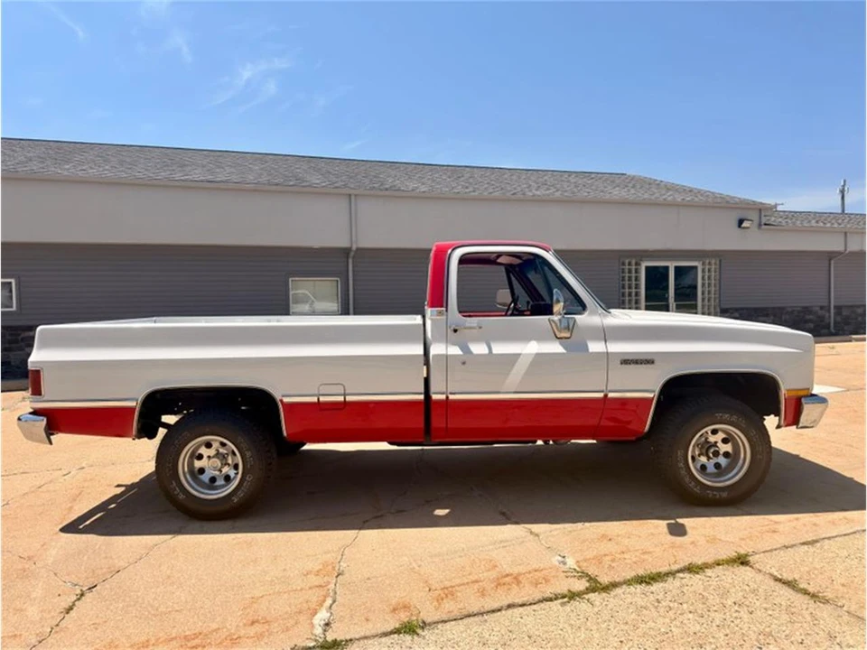 1985 Chevrolet C/K 3rd Gen - Image 4 of 31