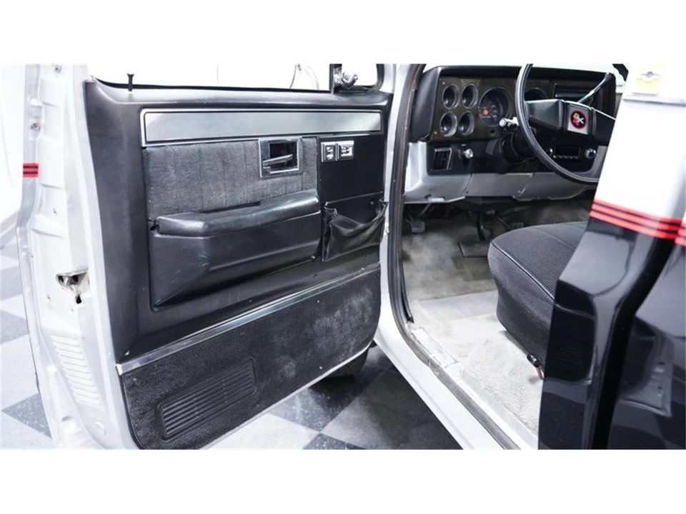 1985 Chevrolet C/K 3rd Gen - Image 28 of 31