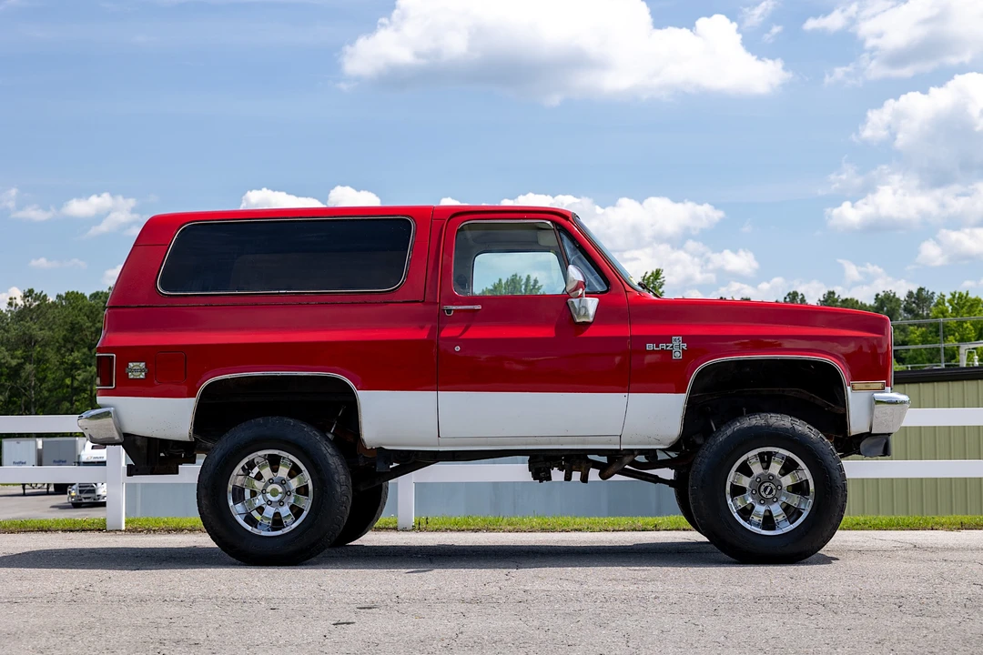 1985 Chevrolet K5 Blazer 2nd Gen - Image 9 of 31