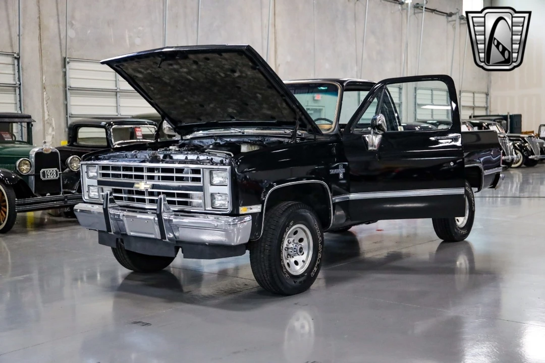 1985 Chevrolet C/K 3rd Gen - Image 9 of 12