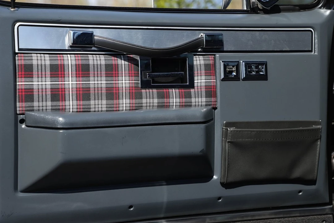 1985 Chevrolet C/K 3rd Gen - Image 9 of 31