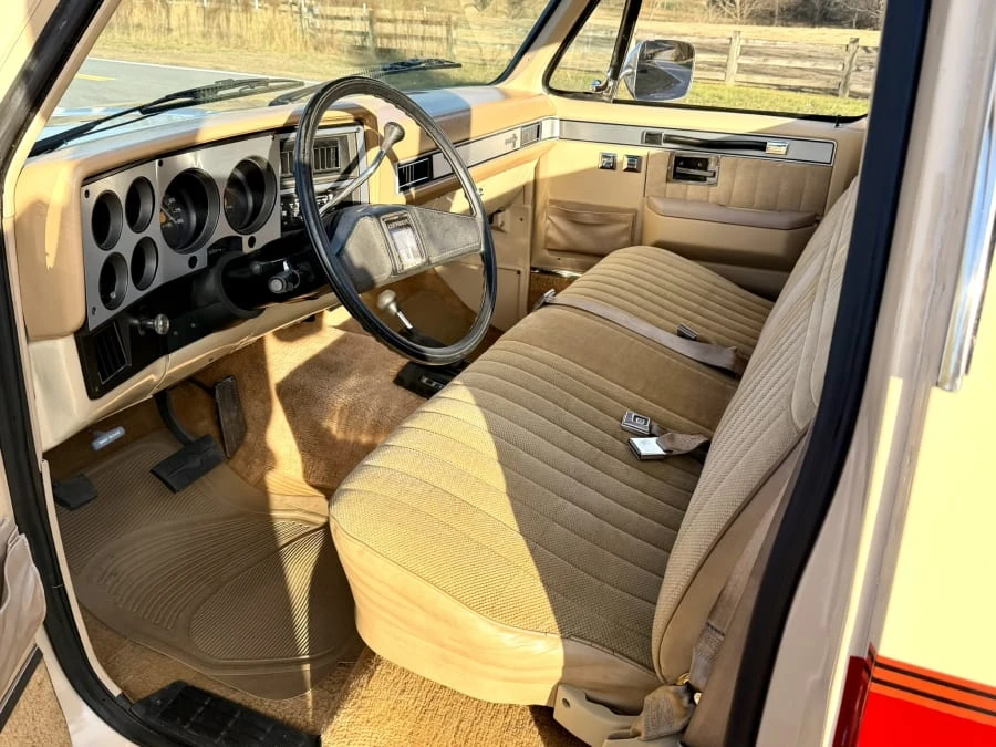 1985 Chevrolet C/K 3rd Gen - Image 17 of 31