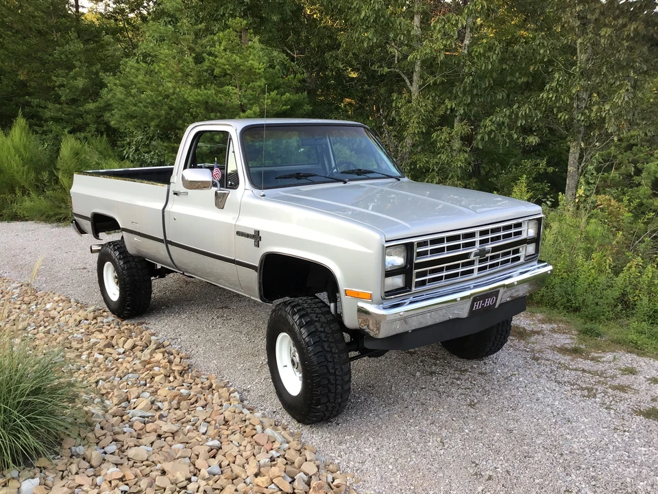 1985 Chevrolet C/K 3rd Gen - Image 2 of 31