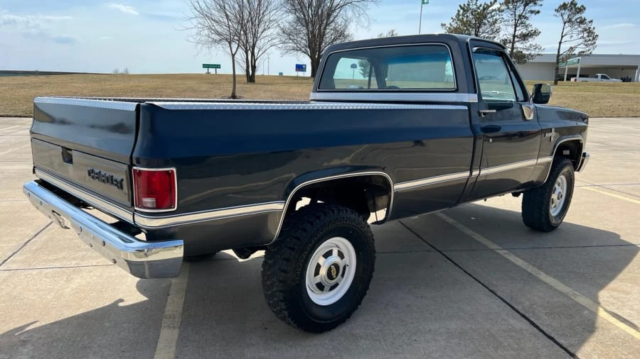 1985 Chevrolet C/K 3rd Gen - Image 15 of 16