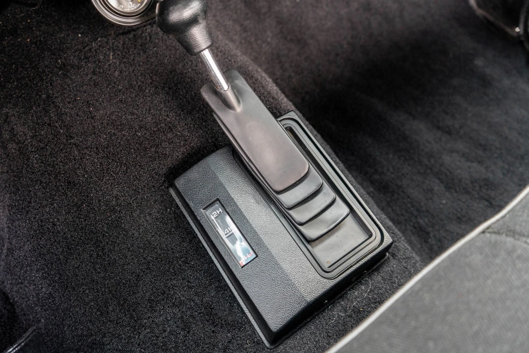 1985 Chevrolet - Image 17 of 31