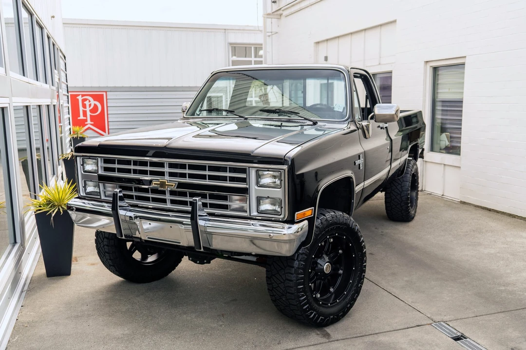 1985 Chevrolet - Image 2 of 31
