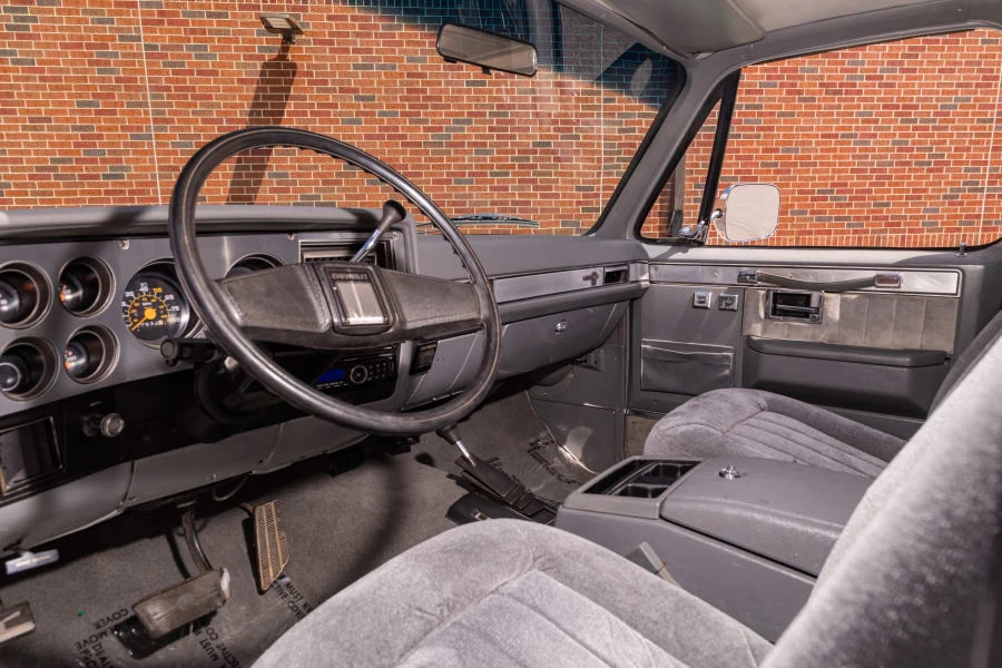 1985 Chevrolet K5 Blazer 2nd Gen - Image 26 of 31