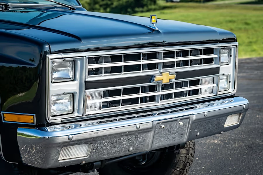 1985 Chevrolet K5 Blazer 2nd Gen - Image 3 of 21
