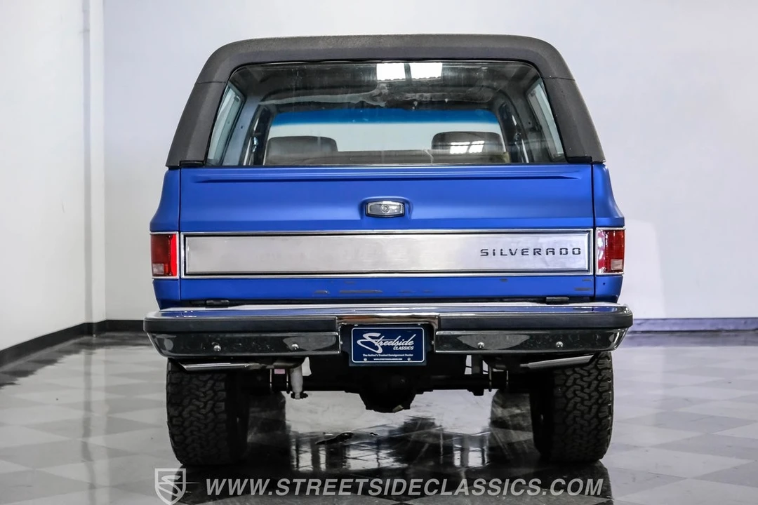 1985 Chevrolet K5 Blazer 2nd Gen - Image 9 of 12