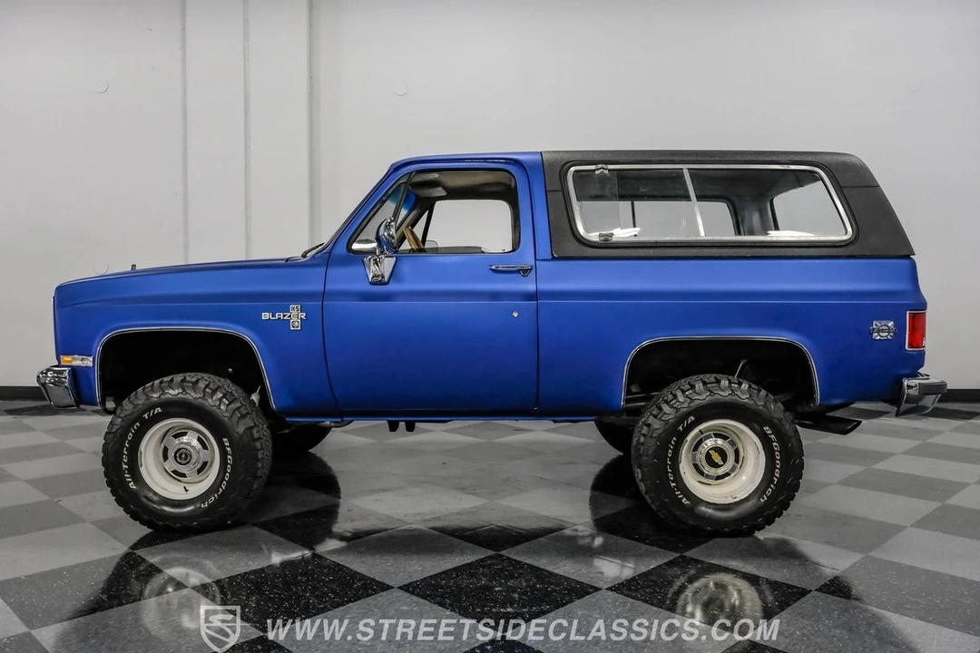 1985 Chevrolet K5 Blazer 2nd Gen - Image 2 of 12