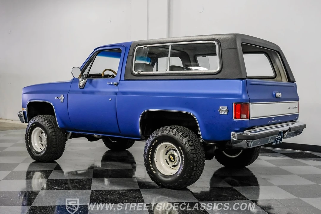 1985 Chevrolet K5 Blazer 2nd Gen - Image 6 of 12