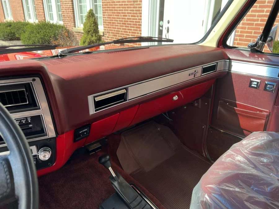 1985 Chevrolet K5 Blazer 2nd Gen - Image 7 of 12