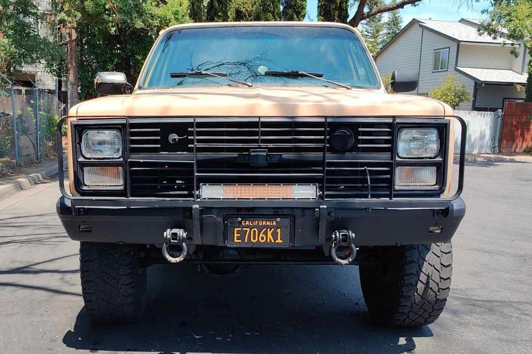 1985 Chevrolet K5 Blazer 2nd Gen - Image 2 of 31