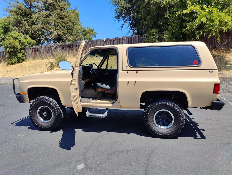 1985 Chevrolet K5 Blazer 2nd Gen - Image 18 of 31
